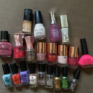 Nail polish bundle